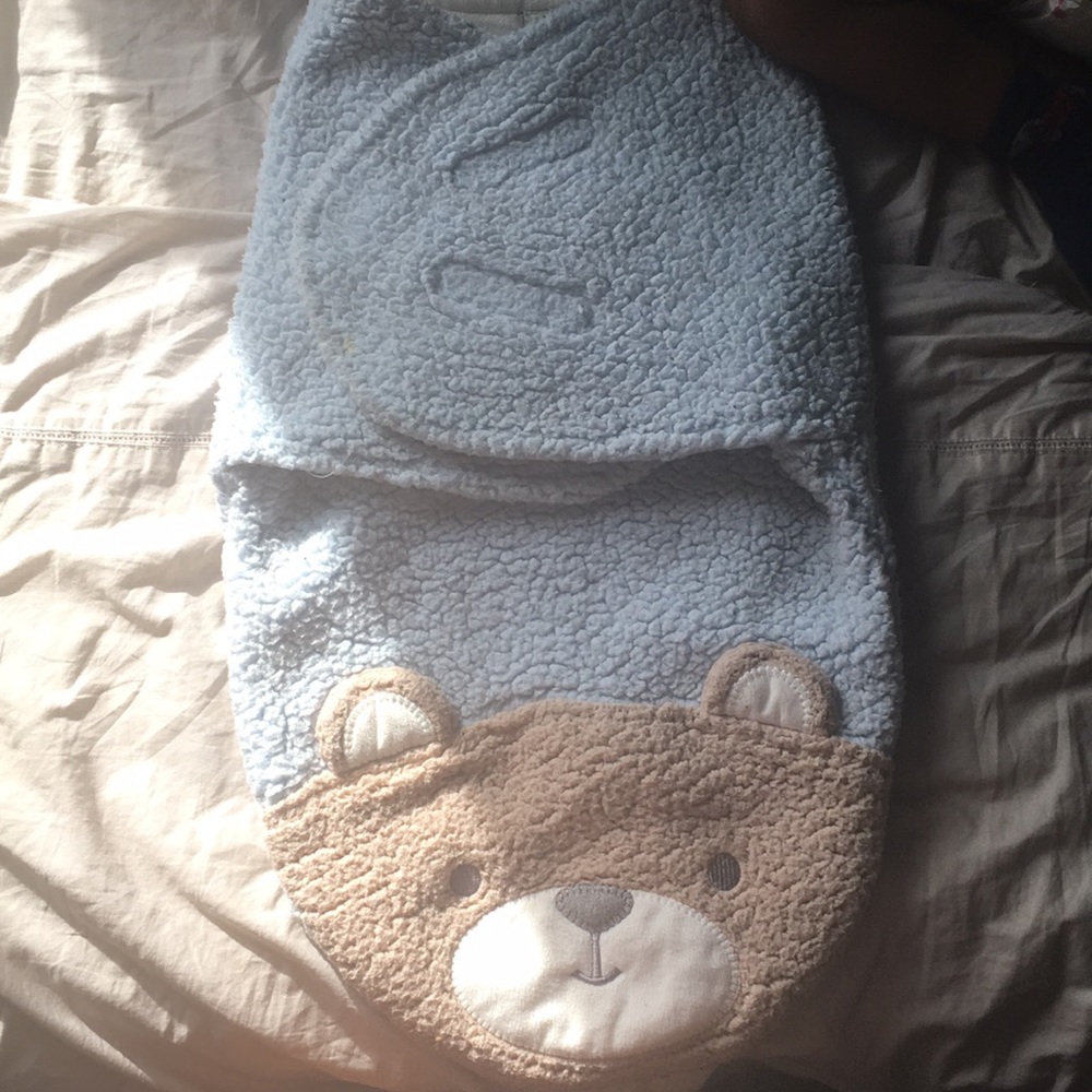 ChickPea Cozy Bear Swaddle blanket